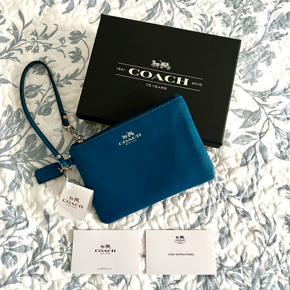NWT Coach F52205 Darcy Leather Small Wristlet, SV/Teal